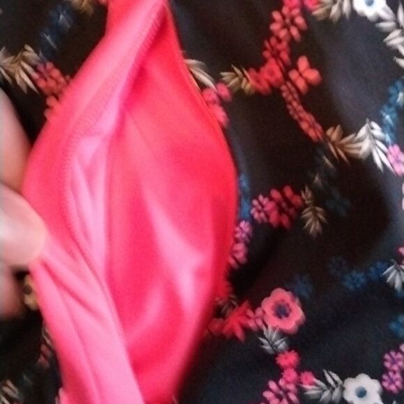 Tail    - Picture 6 of 6